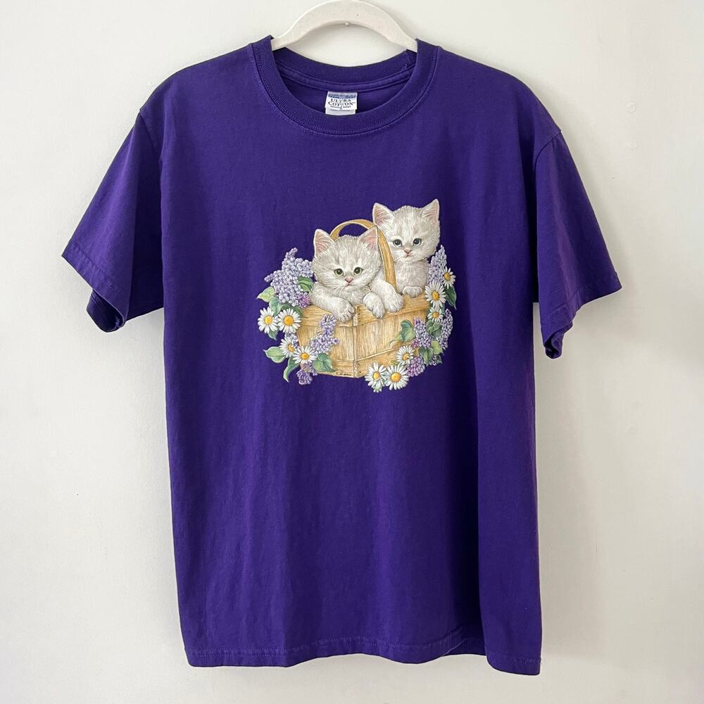 Vintage Purple Kittens in a Floral Basket T Shirt / Cottage Grandmacore / S M